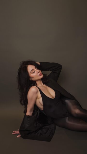 If you’re leading a team, it’s time your brand images match that level! 

Your brand deserves image that feel THIS confident. Let’s create it for you and your business in 2026👏